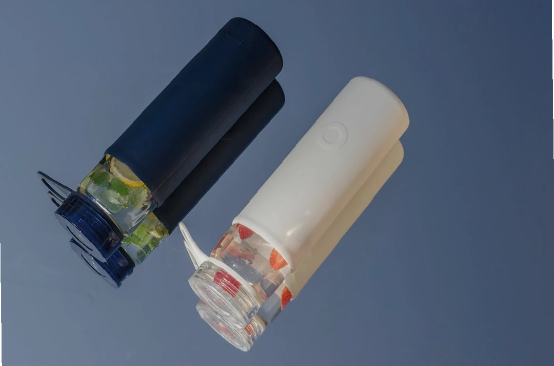 신장에 좋은 음식 물 마시는 모습